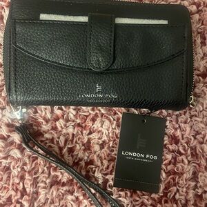 London Fog Black Pebbled Wallet